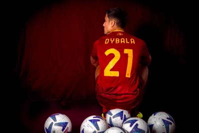 Locura por Dybala en Roma: rompió un récord de Cristiano Ronaldo