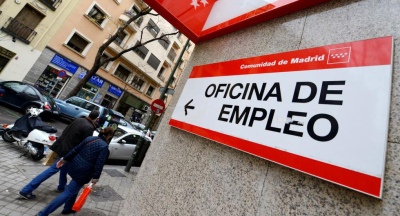 España flexibiliza el laburo para extranjeros