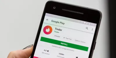 Google quiere expulsar a Tinder