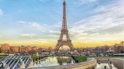 Francia impuso restricciones al agua