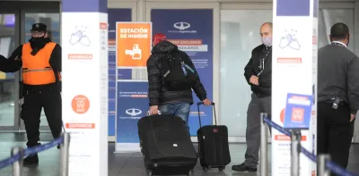 Detuvieron a cuatro iraquíes con pasaportes falsos en Ezeiza