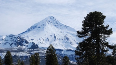 Se arrepintió el Gobierno: el Volcán Lanín no será “sitio sagrado mapuche”