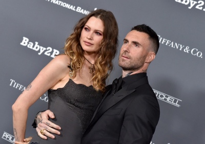 Varias mujeres se suman a la infidelidad de Adam Levine