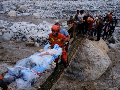 Asciende a 40 los muertos por el terremoto en China