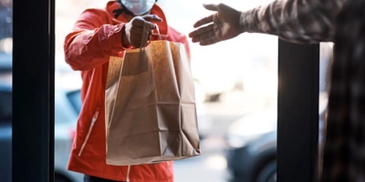 Hizo un pedido, el delivery se lo comió y le dejó una carta