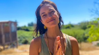 Murió la influencer de yoga y vida sana Luana Hervier