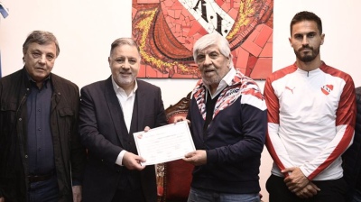 Fabián Doman asumió como presidente de Independiente