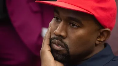 Kanye West perdió todos sus contratos de moda
