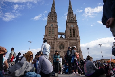 Peregrinación a Luján: miles de fieles comenzaron a marchar para rezarle a la Virgen