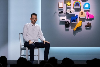 Se estrena "Neal Brennan: Blocks", un imperdible show de stand up