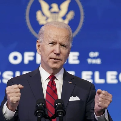 Joe Biden firmó una ley para evitar una huelga ferroviaria