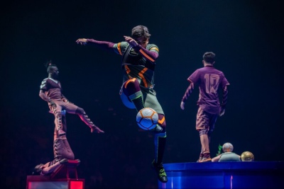 La obra de Cirque Du Soleil, homenaje a Messi, llega en 2023