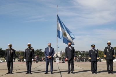 El Gobierno le otorgará un bono de $30.000 a las fuerzas armadas