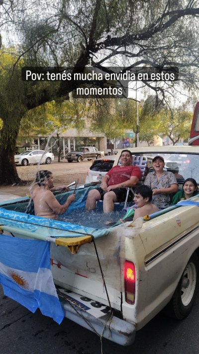 La camioneta que la rompió en los festejos en Córdoba