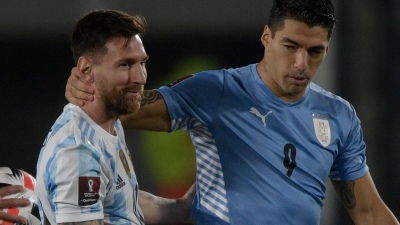 Luis Suárez vino a la Argentina a pasar las fiestas con Messi