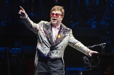 La gira despedida de Elton John es la de mayor recaudación de la historia