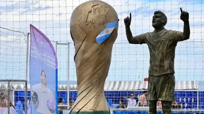 La primera estatua de Messi como campeón del mundo está en Mar del Plata