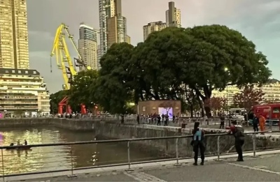 Puerto Madero: su mochila cayó al río, se tiró a buscarla y murió ahogado