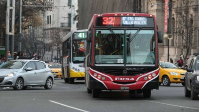 Suspendieron el paro de colectivos del jueves