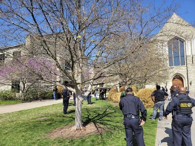 Al menos seis muertos por un tiroteo en una escuela de Nashville