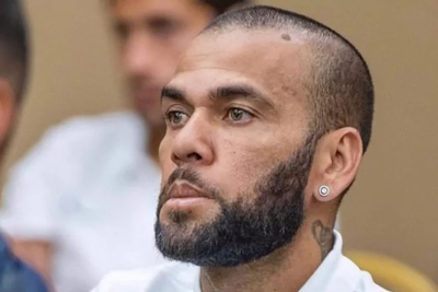 Dani Alves, polémico: "Fui un cómplice de las ganas que ella tenía"