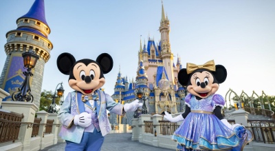 Disney demanda al gobierno de Florida