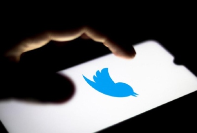 Twitter restablece el 'chek' azul para algunos medios y celebridades