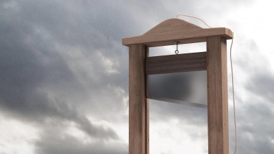 Murieron tras usar una guillotina: investigan un rito satánico
