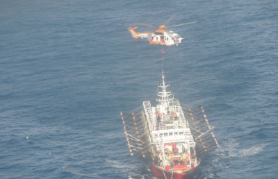 Prefectura aeroevacuó a un tripulante de un buque pesquero