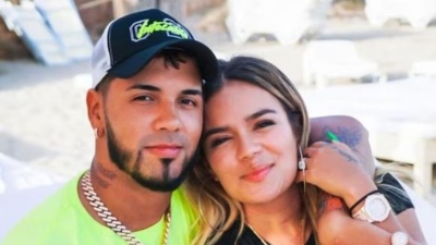 Anuel AA  le dedicó una canción a Karol G