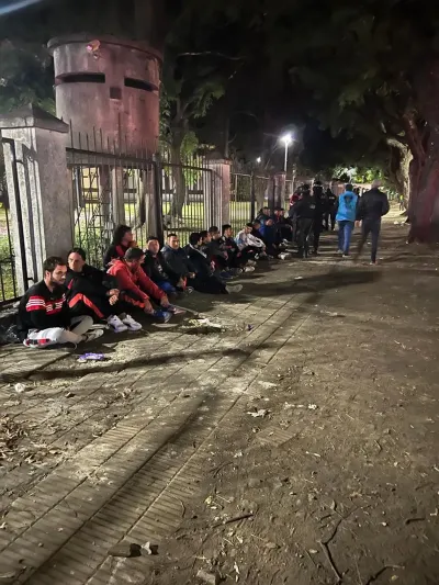 29 barrabravas de Defensores de Belgrano detenidos tras el enfrentamiento con la policía