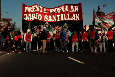 Organizaciones sociales marchan en el centro porteño: denuncian recortes en comedores de CABA