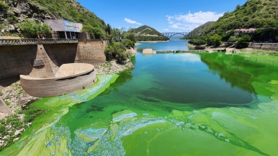 Carlos Paz: apuran obras por los malos olores del lago San Roque