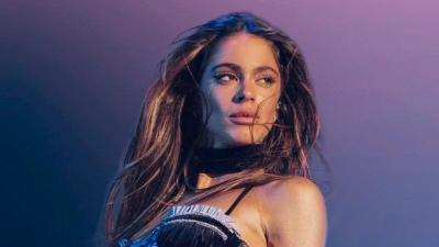 Tini emocionó cantando "Corazón Partio" de Alejandro Sanz