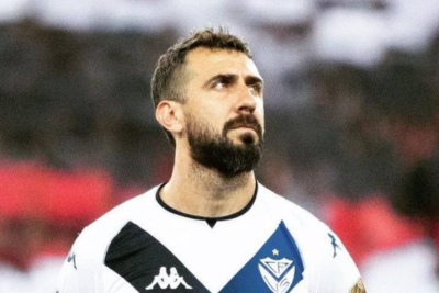 El fuerte cruce entre Lucas Pratto y los hinchas de Vélez