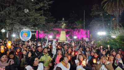 Masiva marcha en Jujuy: ¿en qué consiste la polémica reforma constitucional de Morales?