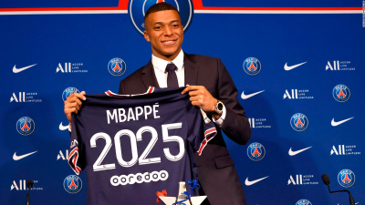 Mbappé desmintió los rumores de irse del PSG en este mercado de pases
