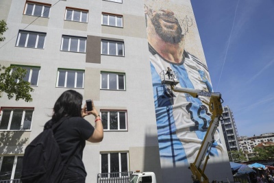 El impactante nuevo mural de Lionel Messi en Albania