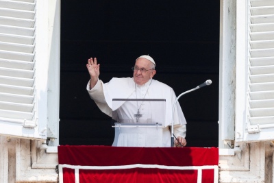 Reapareció el papa Francisco después de su operación