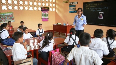 Perú: Denuncian que 165 profesores trabajan con títulos falsos