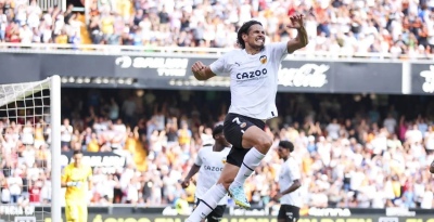 Cavani rescindió su contrato con Valencia: todo listo para que llegue a Boca