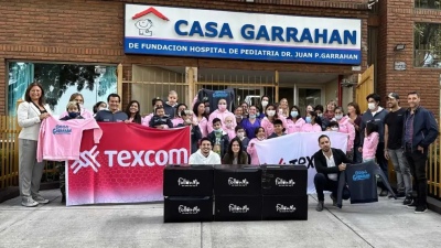 Producción nacional y fines solidarios: así trabaja una marca de buzos de egresados