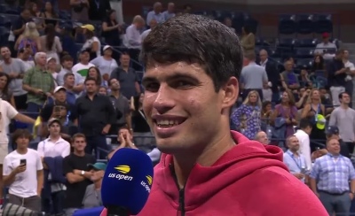 Carlos Alcaraz cantó "Vagabundo" de Sebastián Yatra en la cancha central del US Open