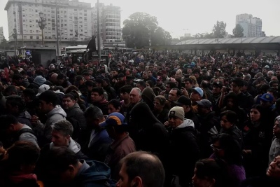 Se reanudó el servicio del Tren Roca después de incidentes en la estación Constitución