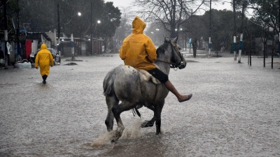 Alerta naranja en La Plata por inundaciones: ¿Cuáles son los centros de evacuación?