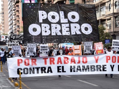 Piqueteros cortan los principales accesos a la Ciudad de Buenos Aires y la avenida 9 de Julio