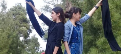 Irán impone penas más duras contra las mujeres que no usen velo
