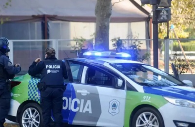 La Plata: hombre asesina a su mujer con los cuatro hijos en la casa