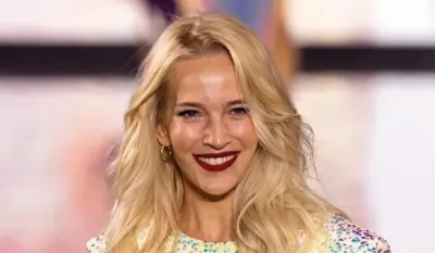 Luisana Lopilato desfiló para la París Fashion Week