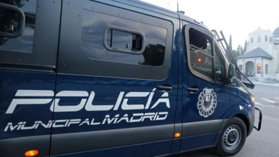 Agredió sexualmente a los dos hijos de su pareja y la madre lo permitió